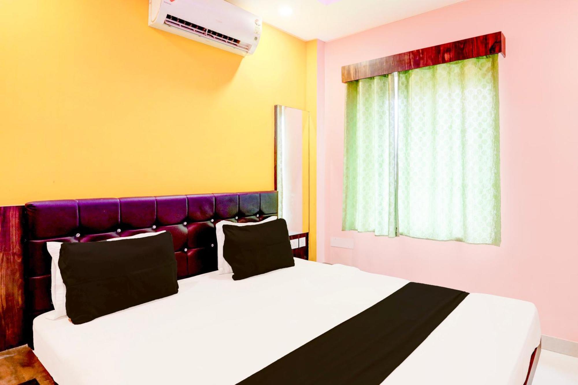 Hotel O Jagdish Palace Puri Bagian luar foto