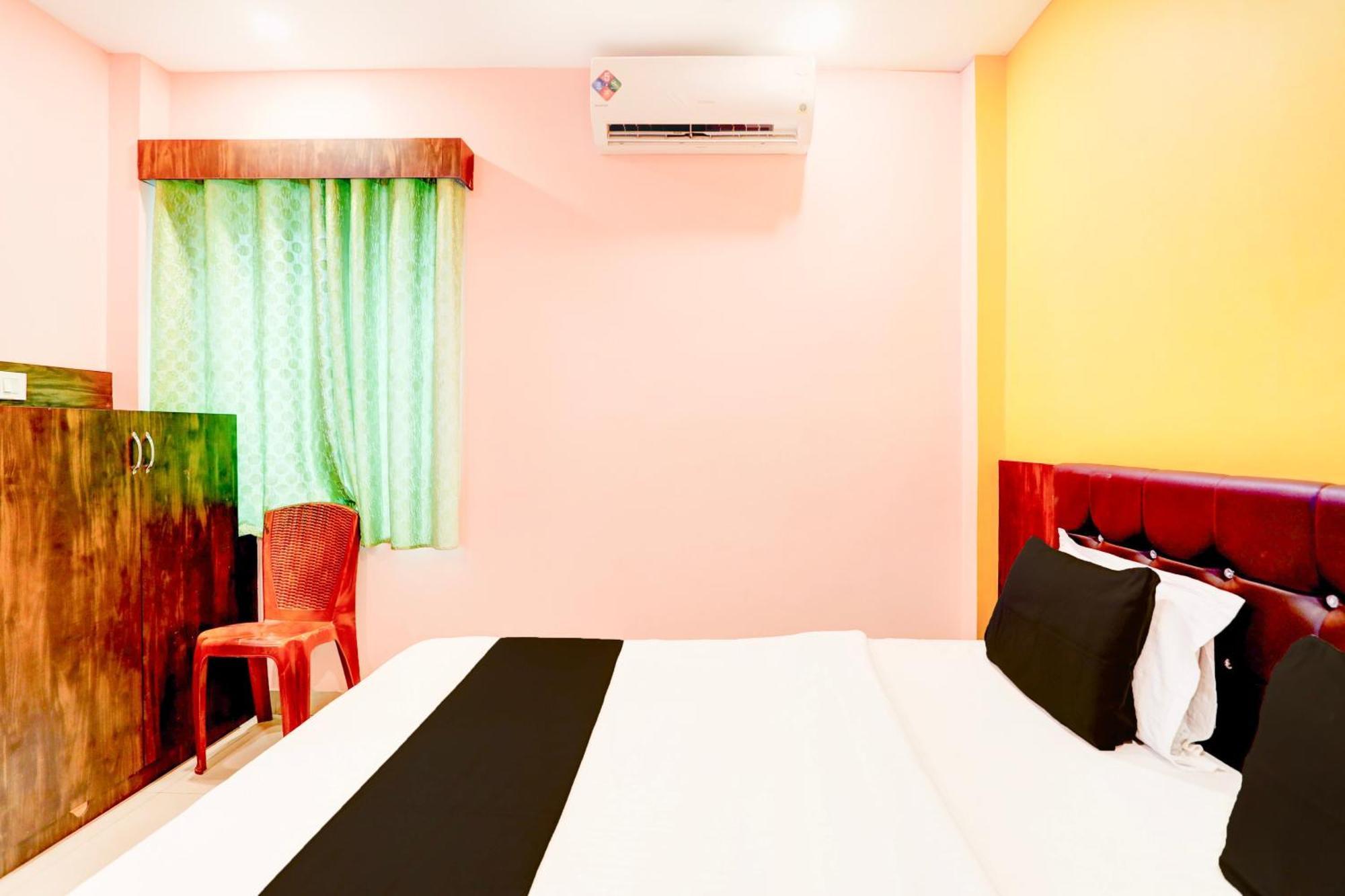 Hotel O Jagdish Palace Puri Bagian luar foto
